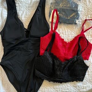 Bare Necessities Lace Bra Bundle 💖
